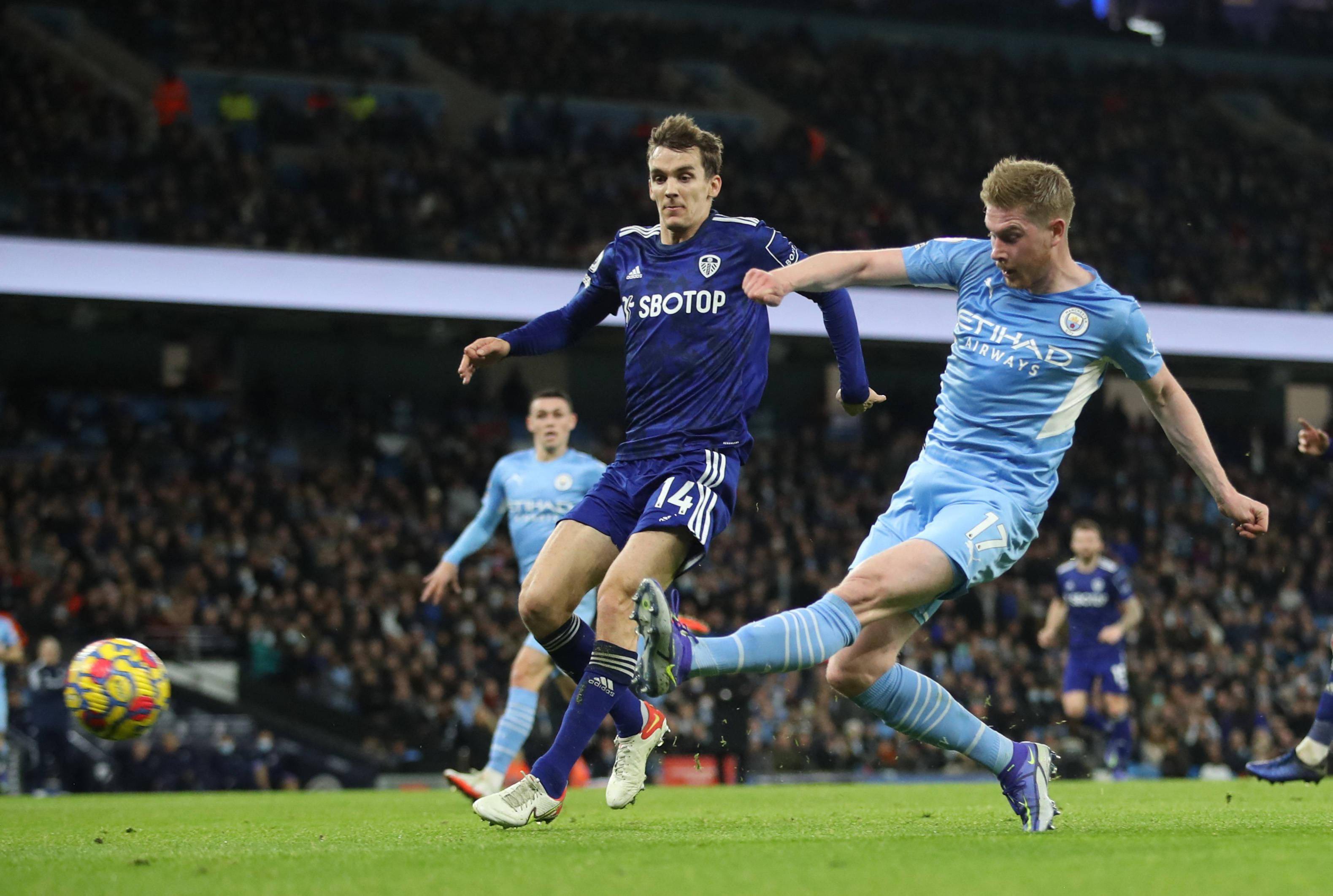 他的房间满 他的房间满