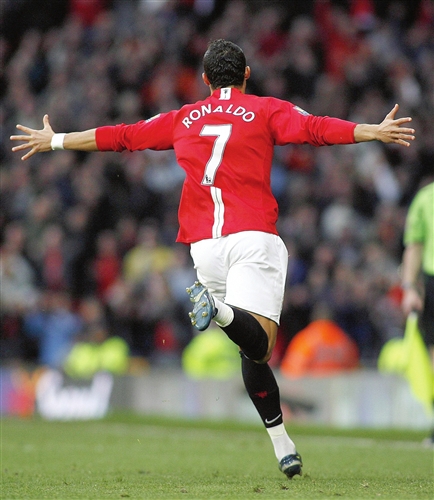 在边锋位置 在边锋位置